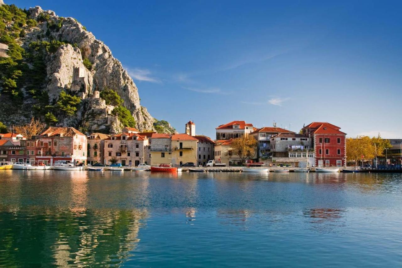 Apartman R.R. Omiš Buitenkant foto