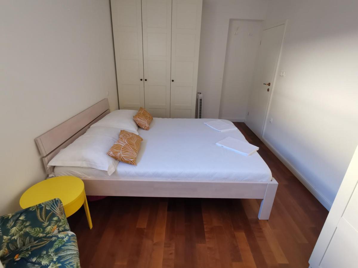 Apartman R.R. Omiš Buitenkant foto